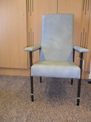 newgrange ortho chair 18x18